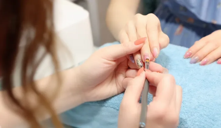 西宮・苦楽園｜育爪×黄土よもぎ蒸し×体質改善｜女性専用サロン Salon de Ribbon